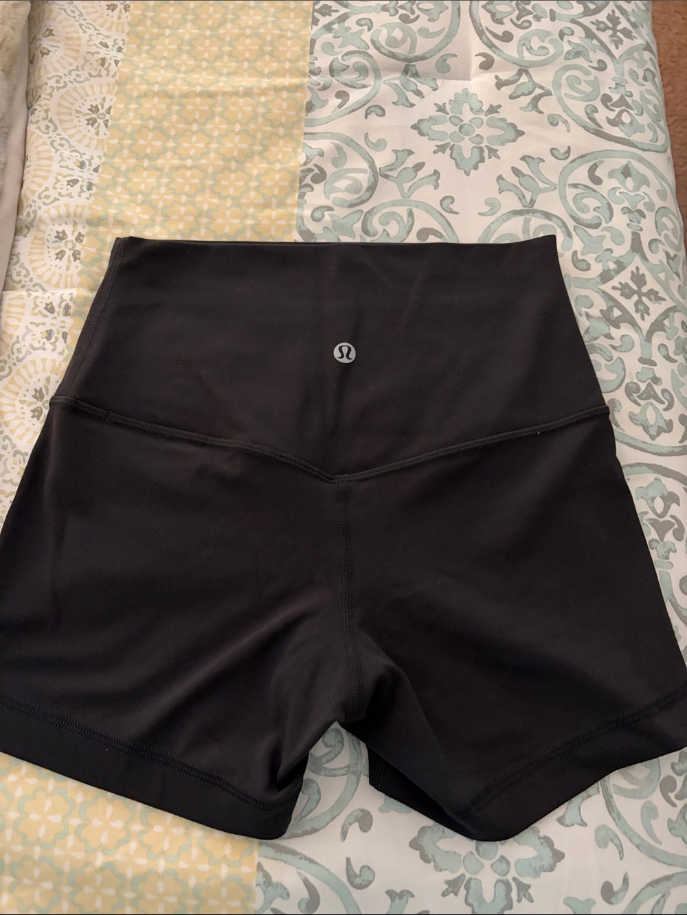 lululemon athletica Black High-Rise Bike shorts - align no line